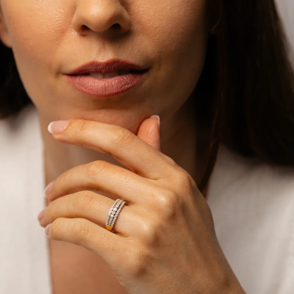 1/3 Carat Diamond Ring in 9ct Yellow Gold - Image 3