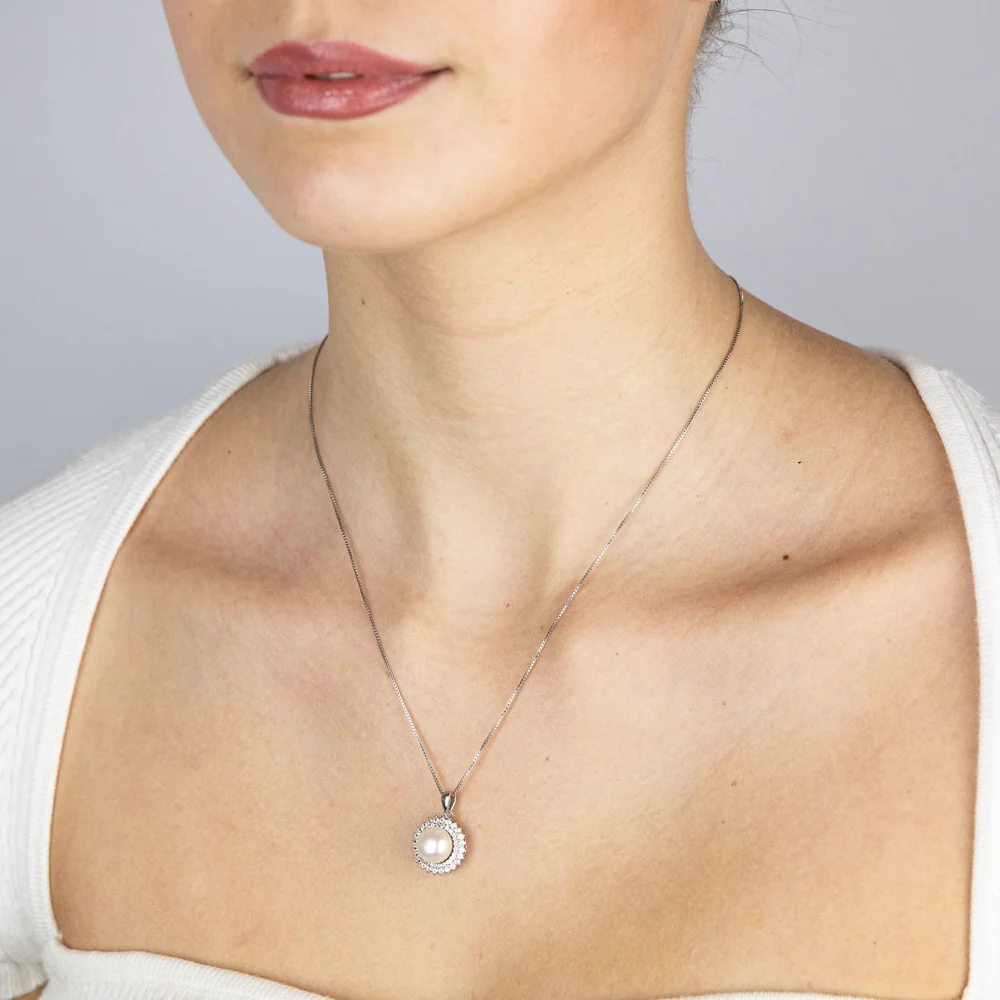 7-10mm Fresh Water Pearl Pendant & Earring Set in Sterling Silver - Image 3