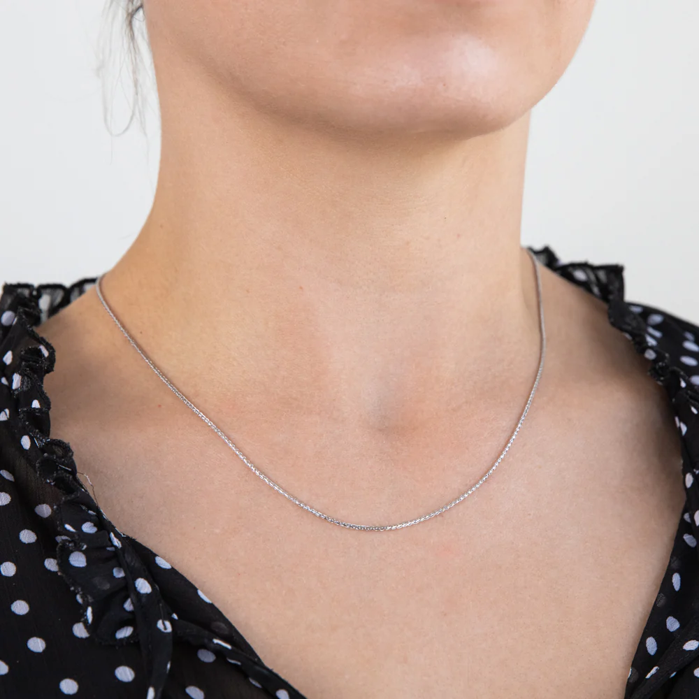 9ct Alluring White Gold Wheat Chain - Image 2