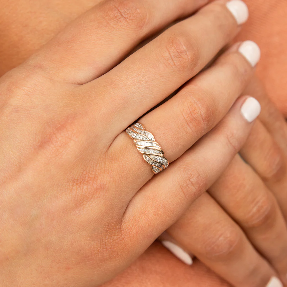 9ct Rose Gold 1/2 Carat Diamond Ring - Image 2