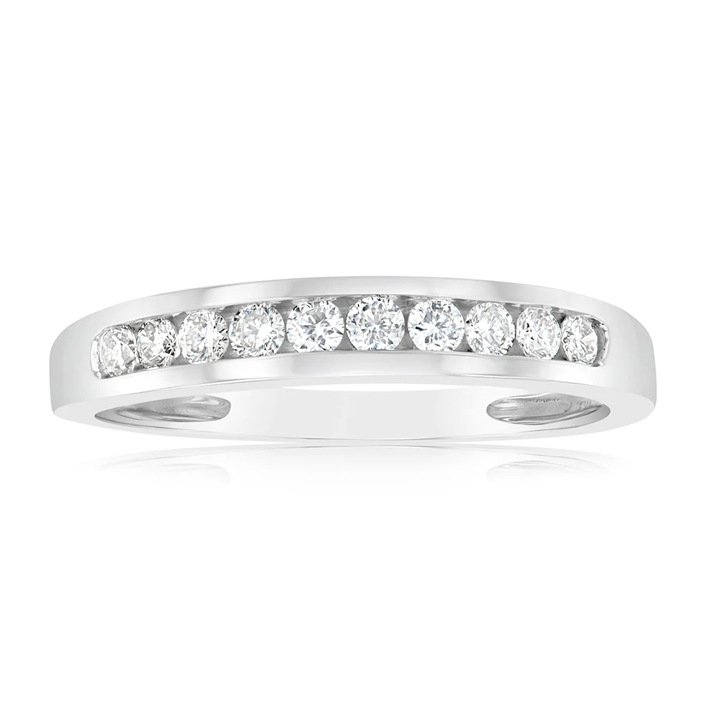 9ct White Gold 1/4 Carat Diamond Eternity Ring with 10 Brilliant Cut Diamonds