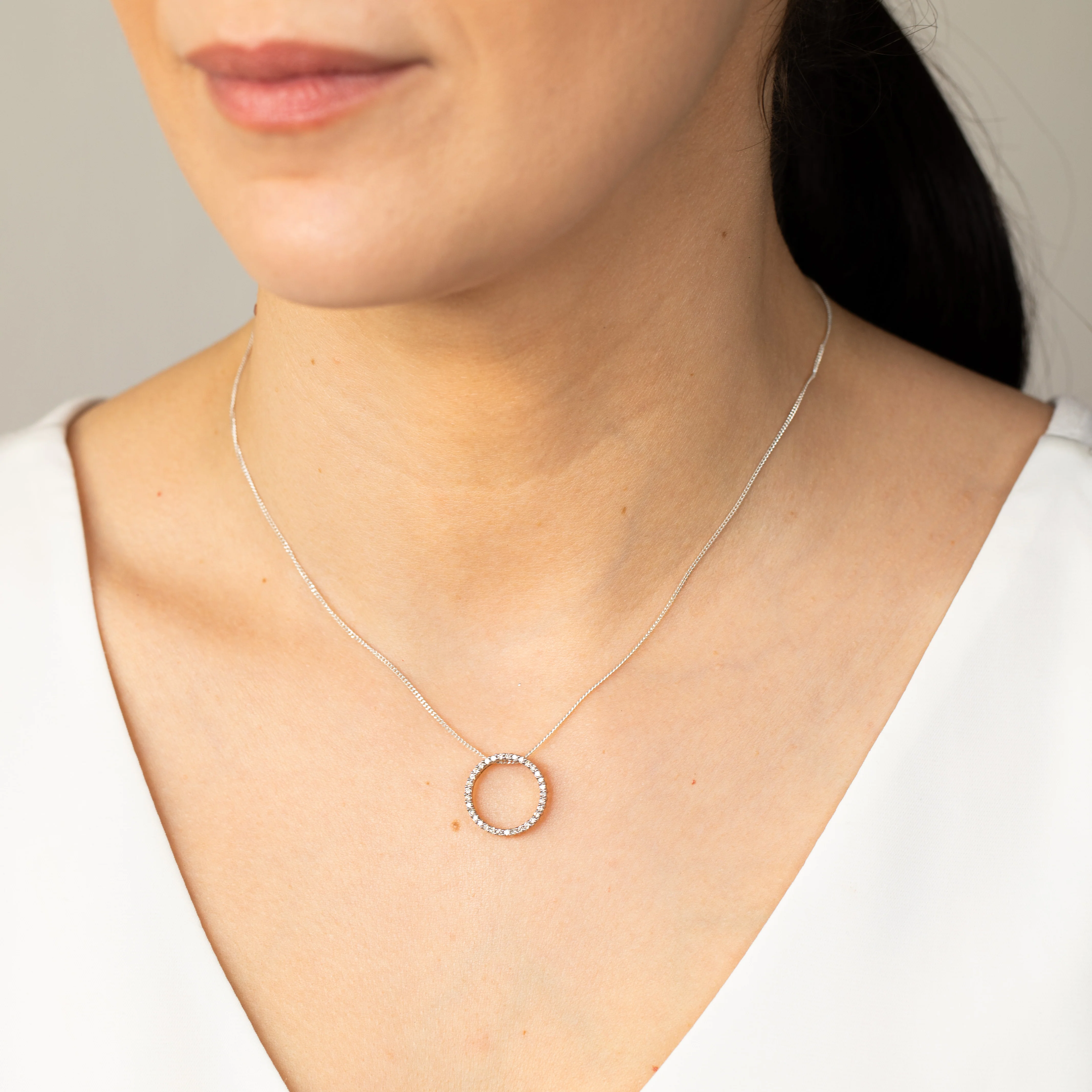 9ct Yellow Gold 1/4 Carat Circle Of Life Diamond Pendant - Image 2