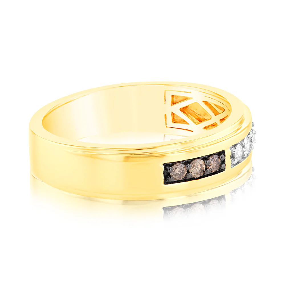 9ct Yellow Gold 1/4 Carat Diamond Ring with White and Champagne Diamonds - Image 2