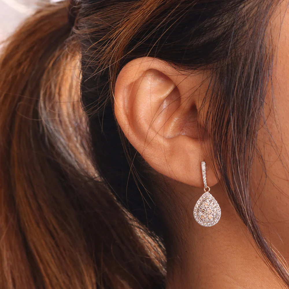 9ct Yellow Gold 1 Carat Diamond Pear Shape Drop Earrings - Image 2