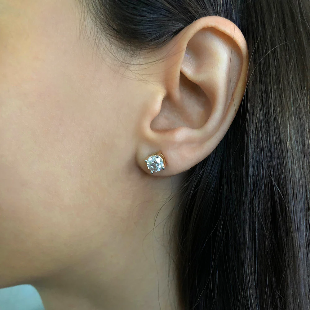 9ct Yellow Gold  2.00 Carat Diamond Stud Earrings - Image 2