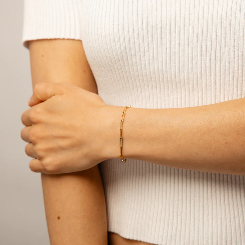 9ct Yellow Gold Silverfilled Thin Paperclip 19cm Bracelet