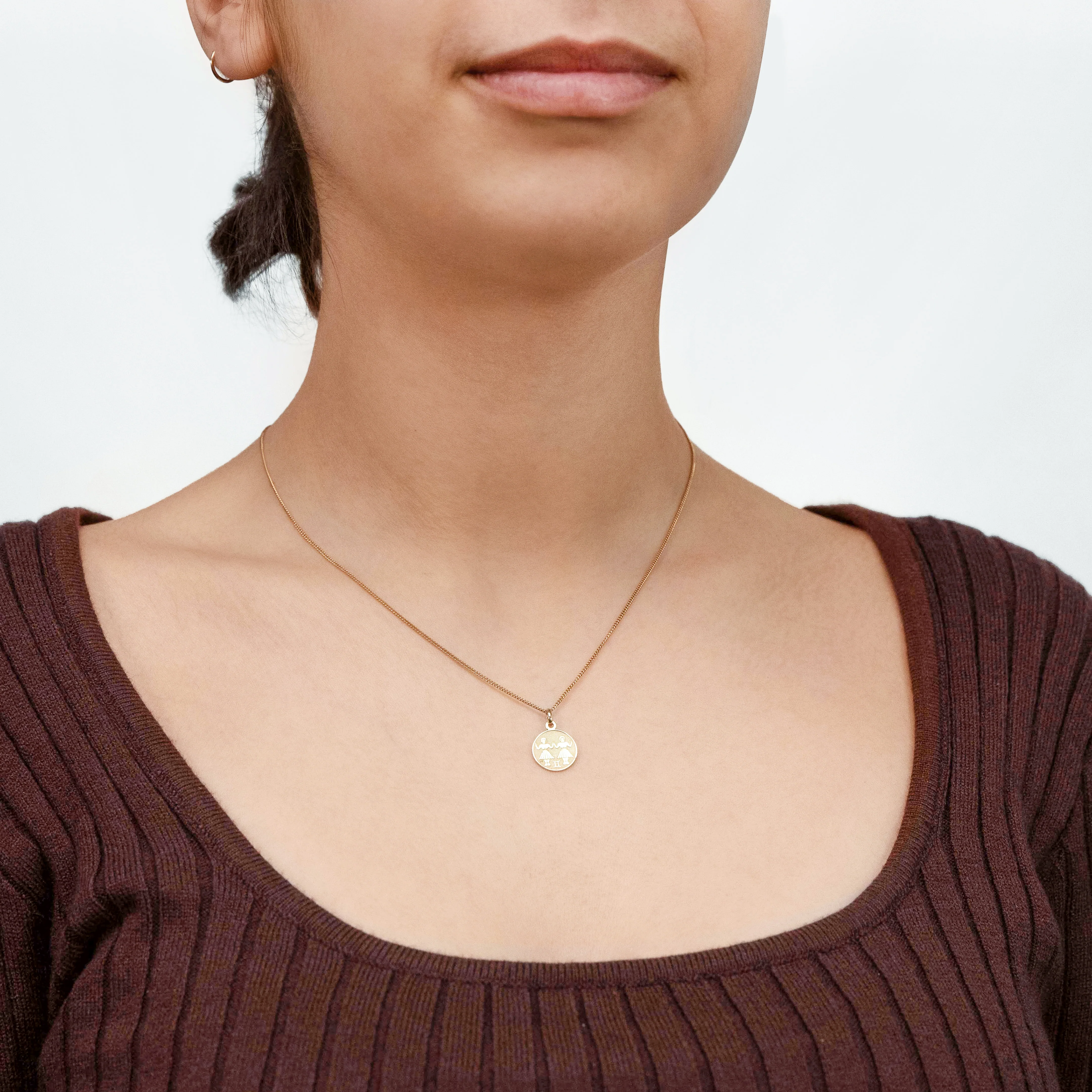 9ct Yellow Gold Zodiac Gemini Pendant - Image 2