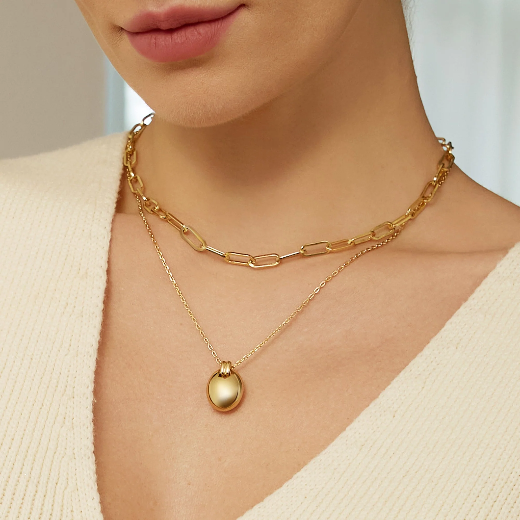 Ania Haie Gold Oval Charm Necklace - Image 4