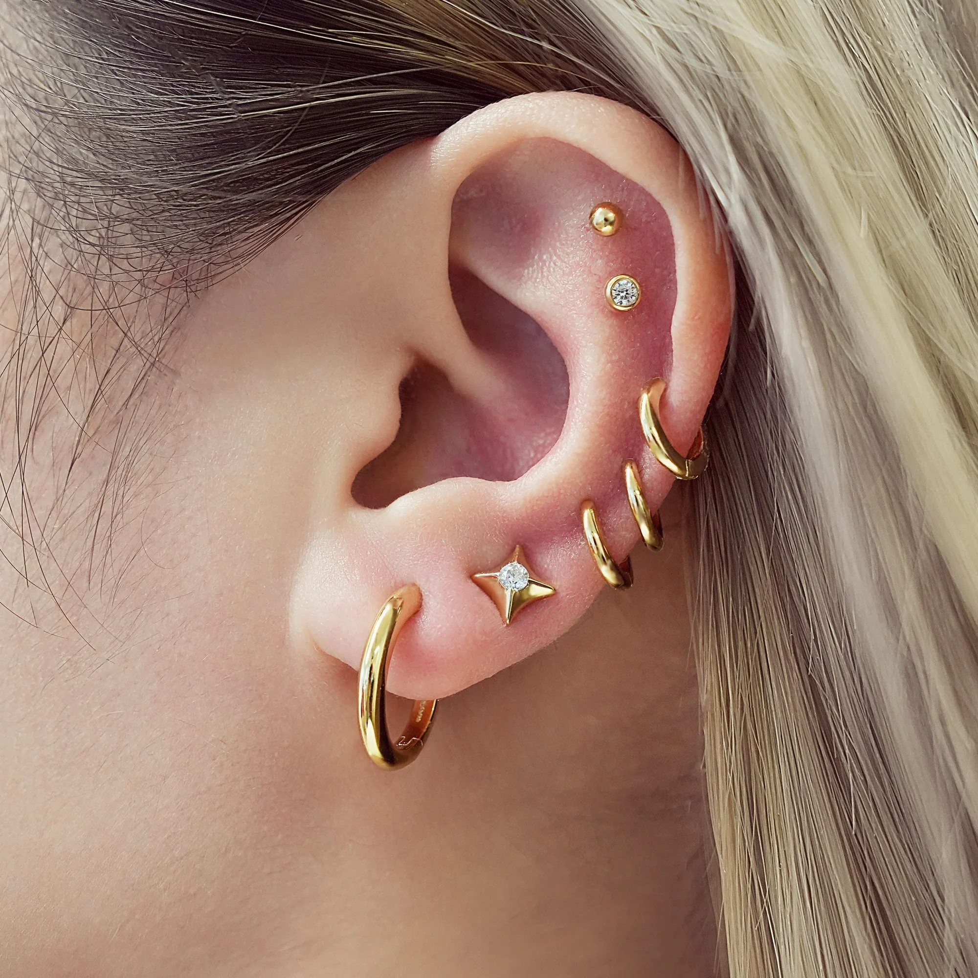 Ania Haie Gold Tube Small Huggie Hoop Earrings - Image 2