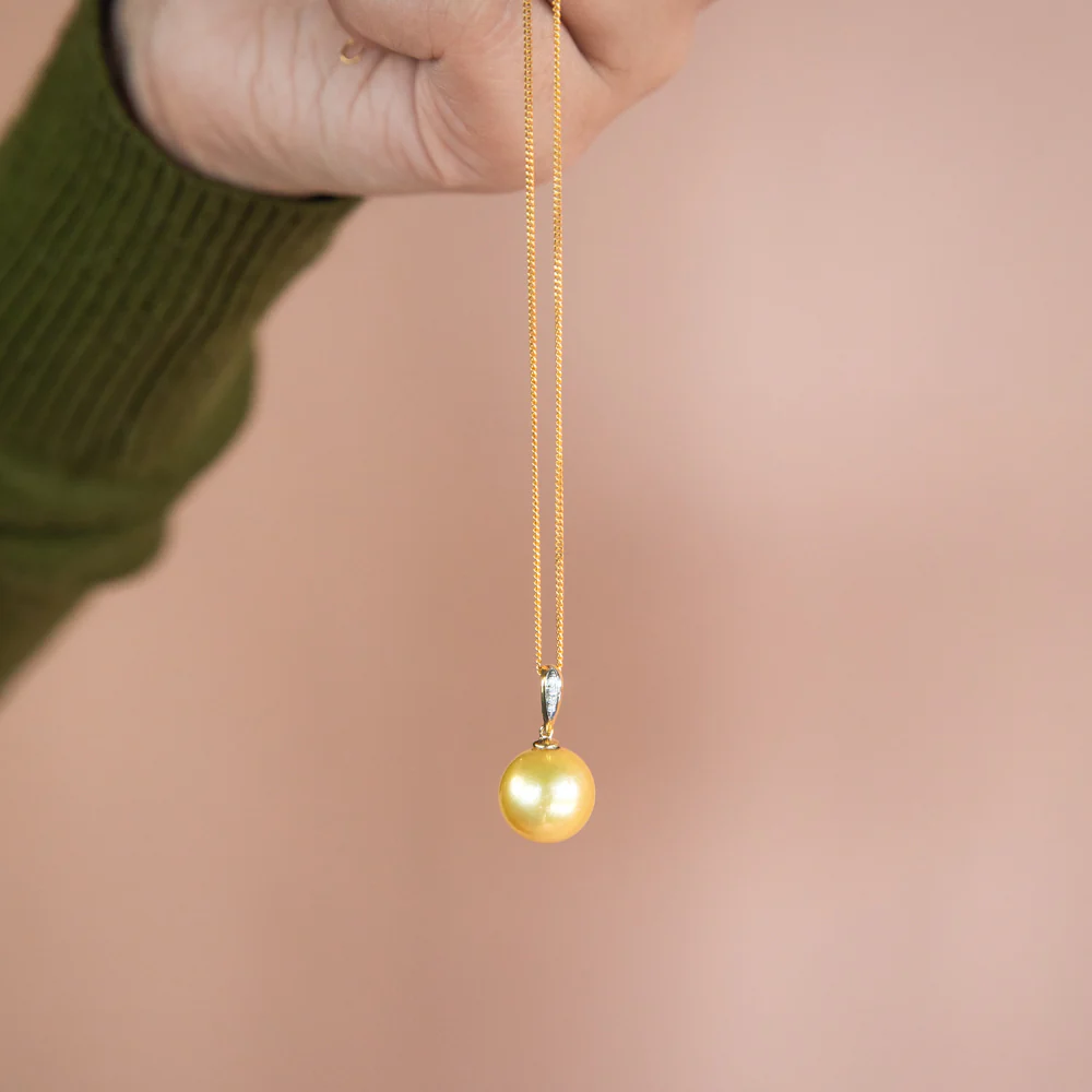 Bella' 9ct Yellow Gold Golden South Sea Pearl Pendant With 45cm Chain - Image 3