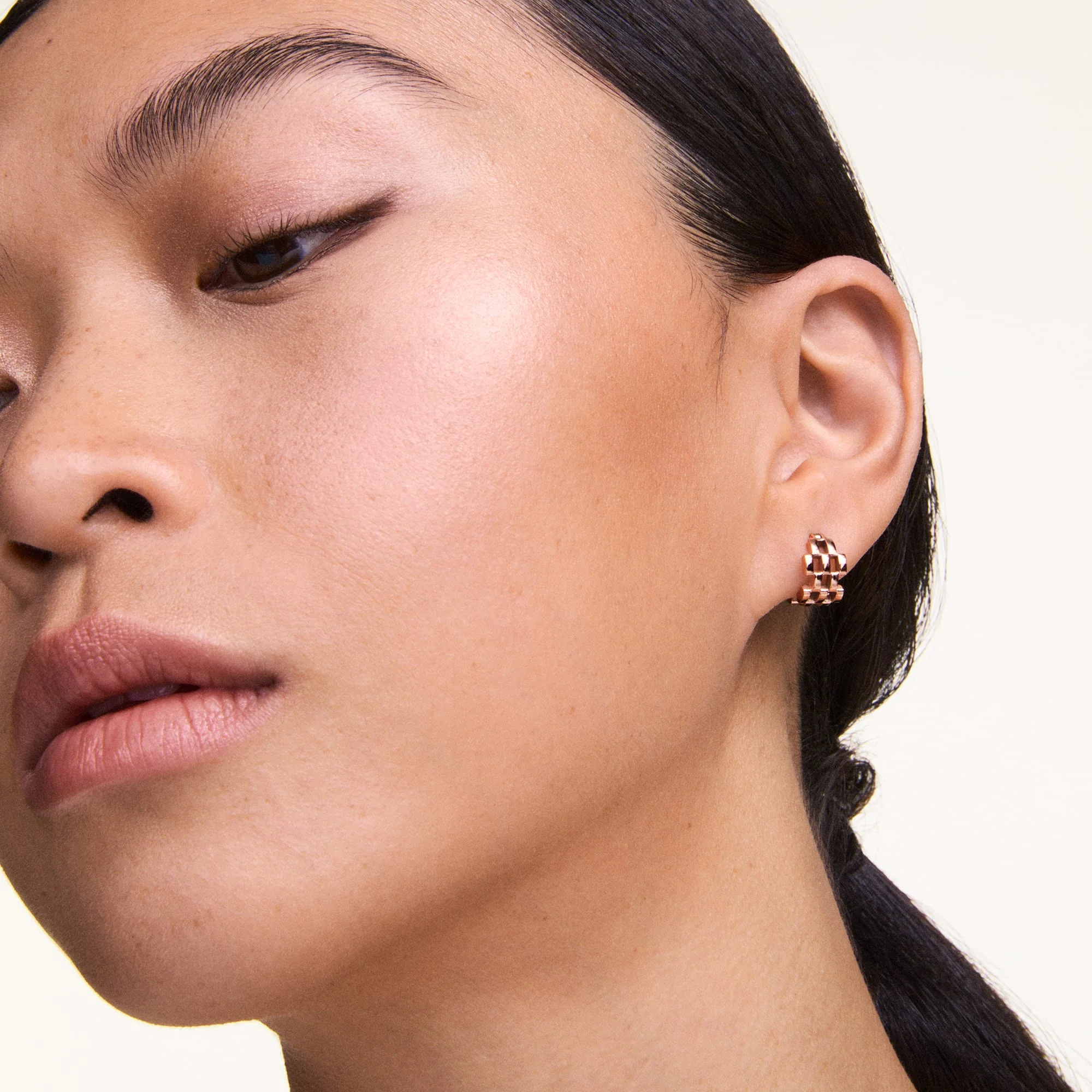 Daniel Wellington 5-Link Earrings Rose Gold - Image 4