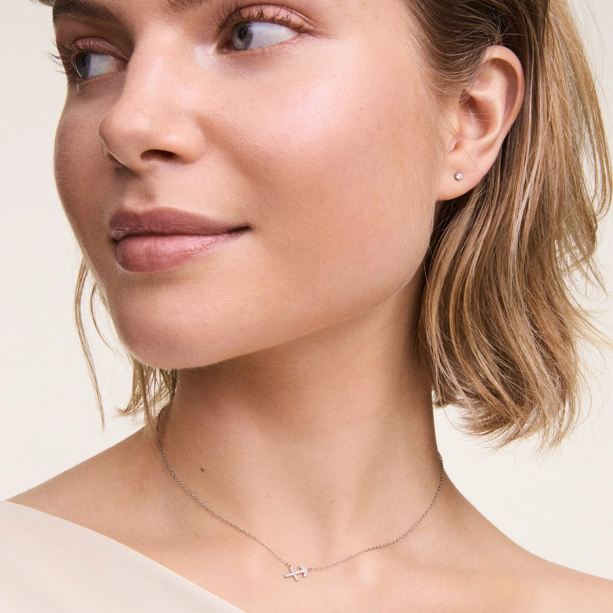 Daniel Wellington Crystal Stud Gold - Image 4