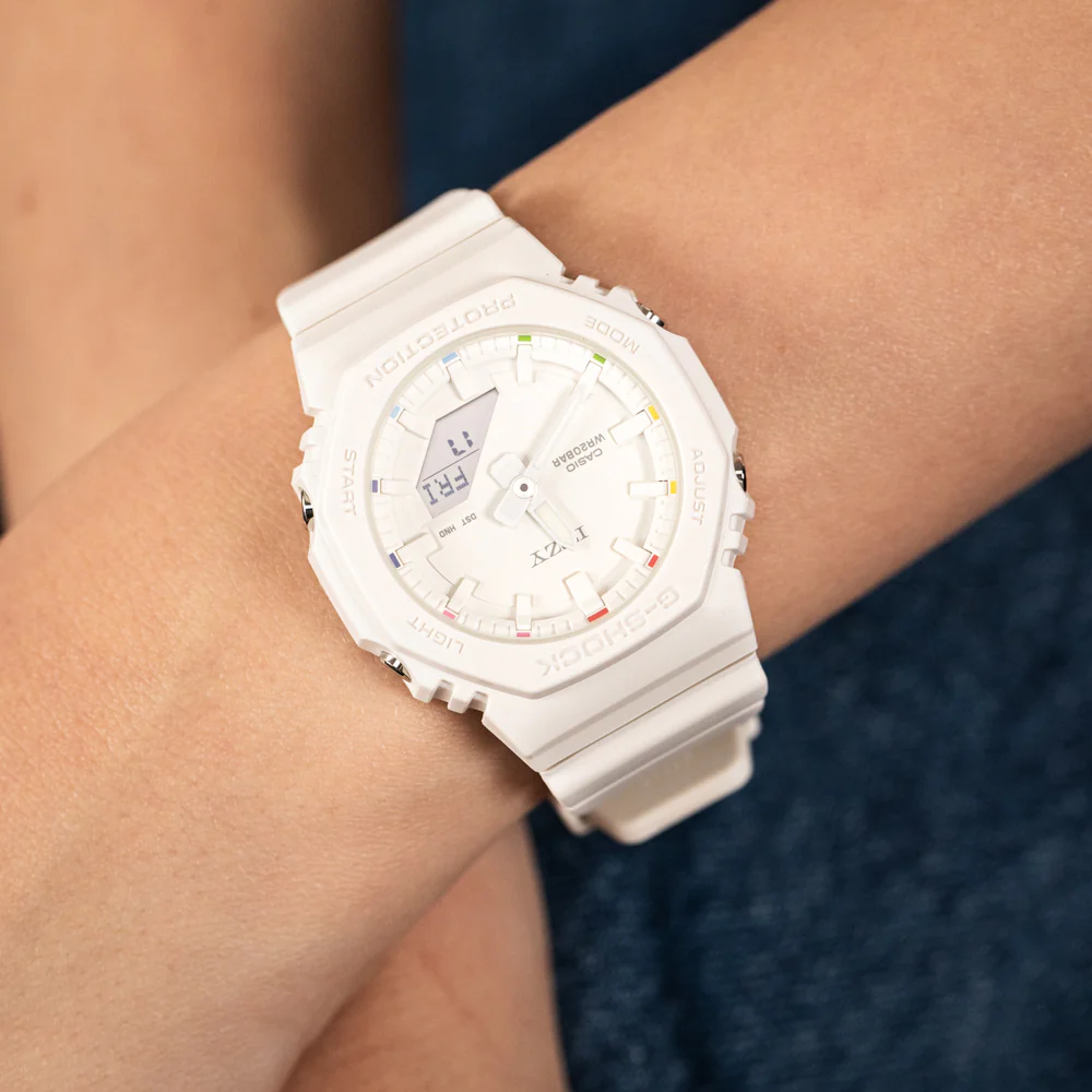 G-Shock GMAP2100IT-7A ITZY Collaboration Watch - Image 5
