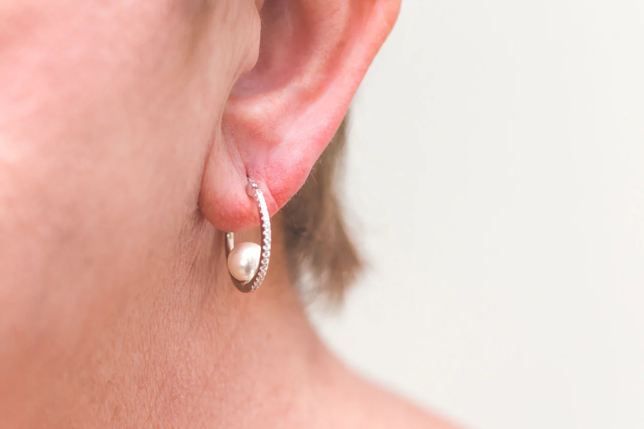 Heirloom Adored Earrings Silver - IE968W - Image 2