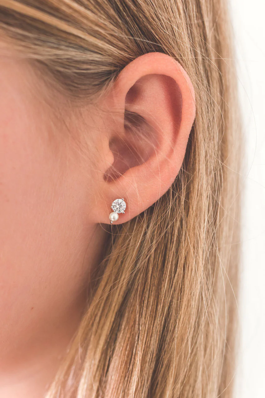 Heirloom Beloved Earrings Silver - IE969W - Image 2