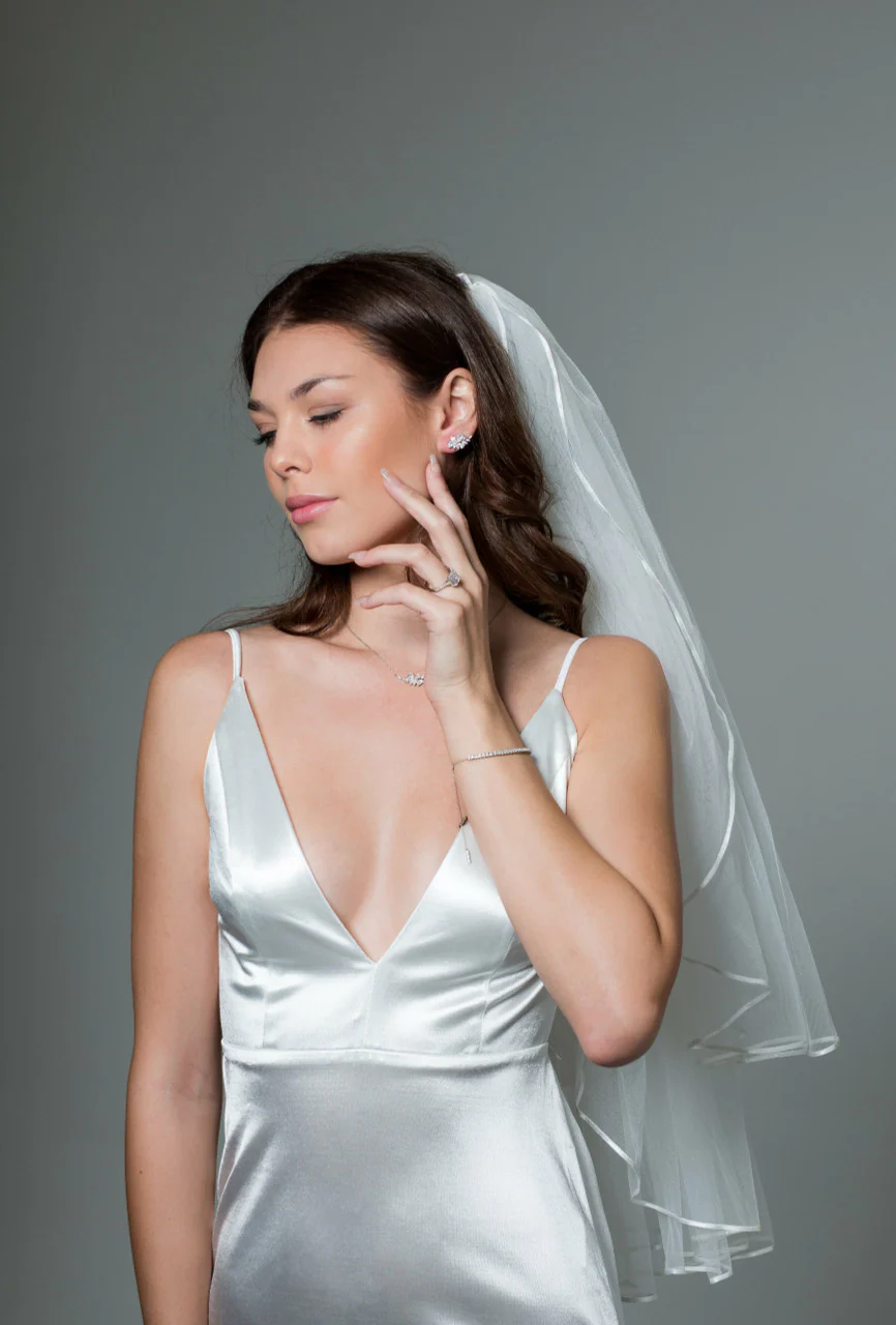 Iconic Bridal Hyacinth Earrings Silver - IE987W - Image 3