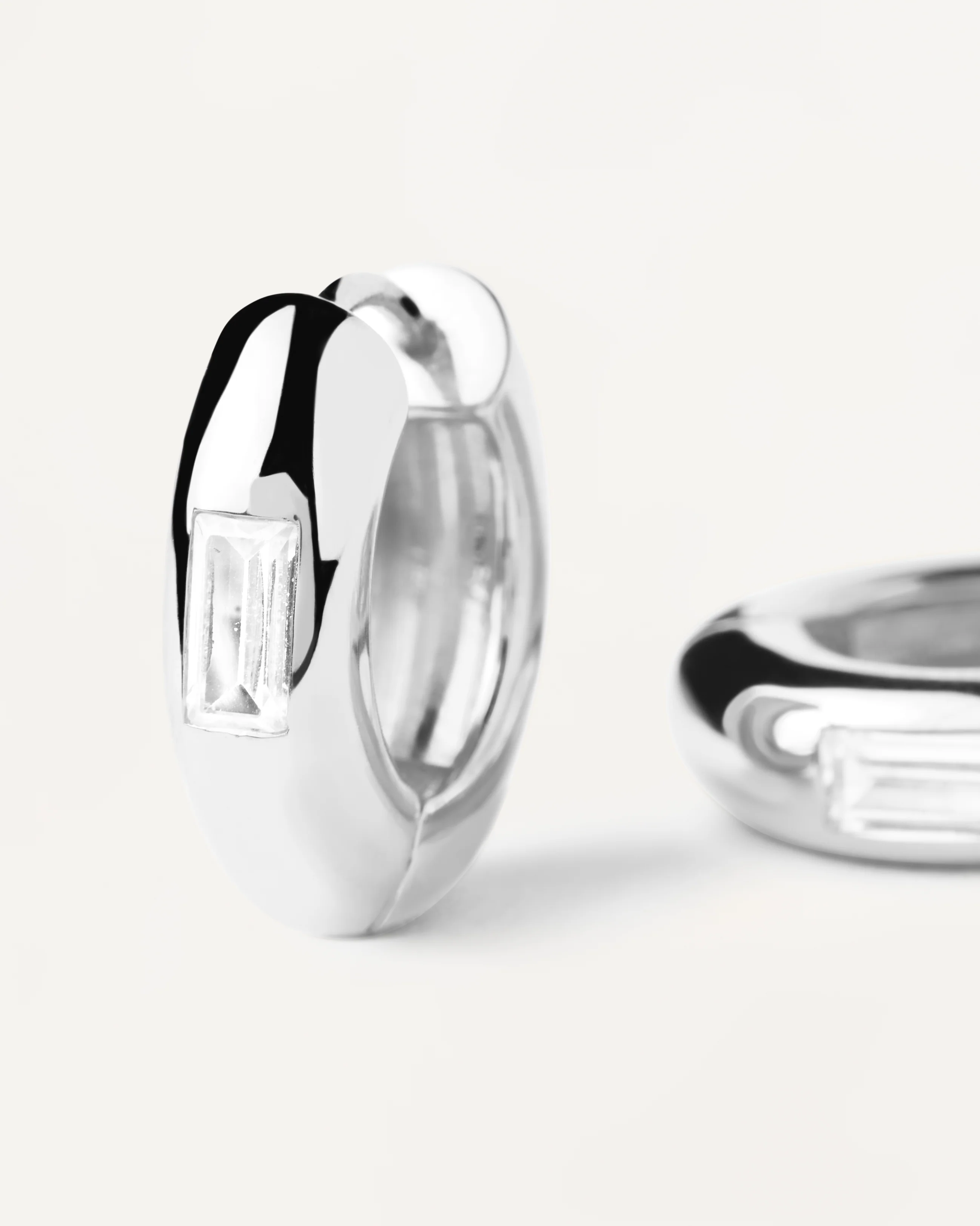 Kali Silver Hoop Earrings - Image 3