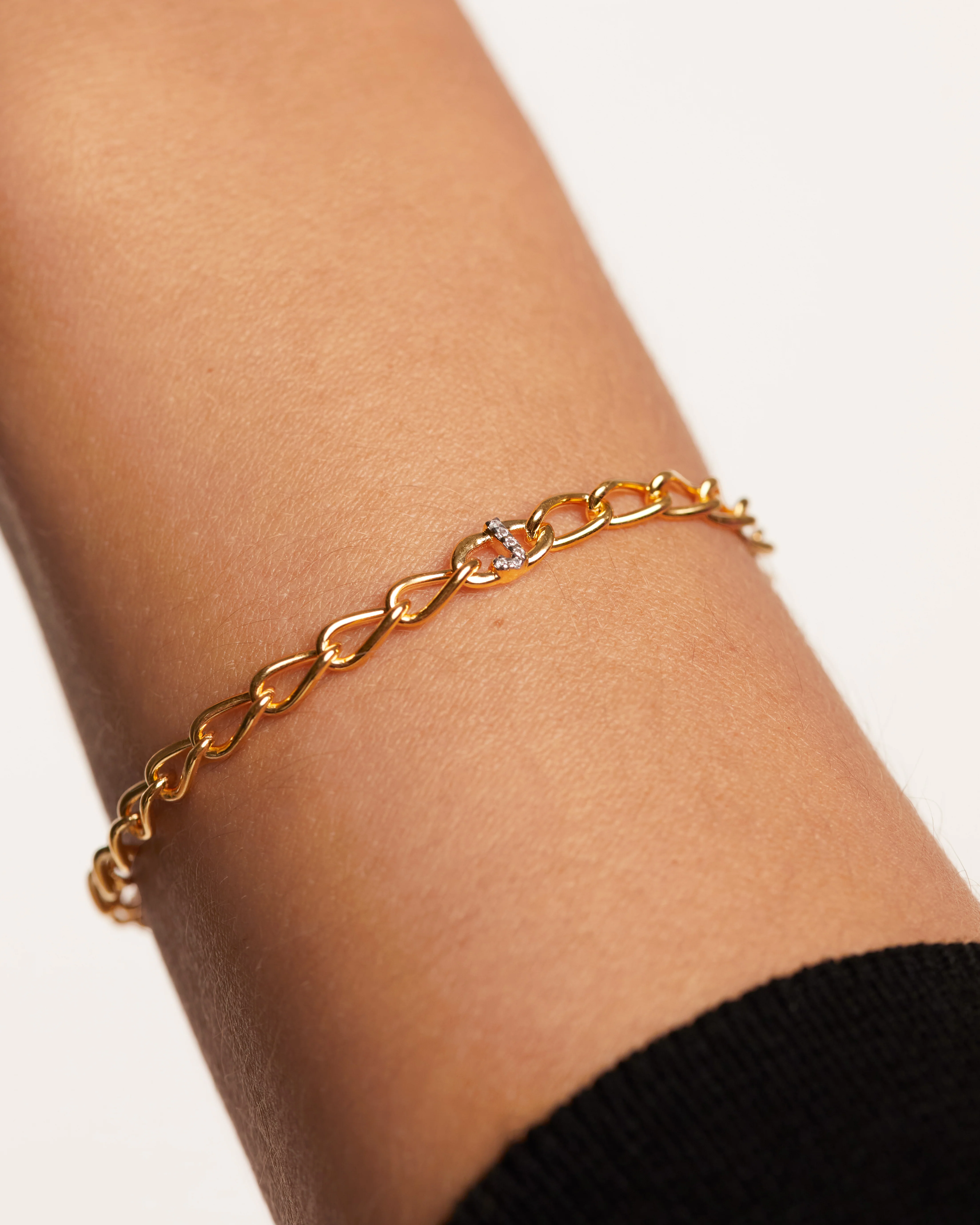 LETTER J BRACELET - Image 2