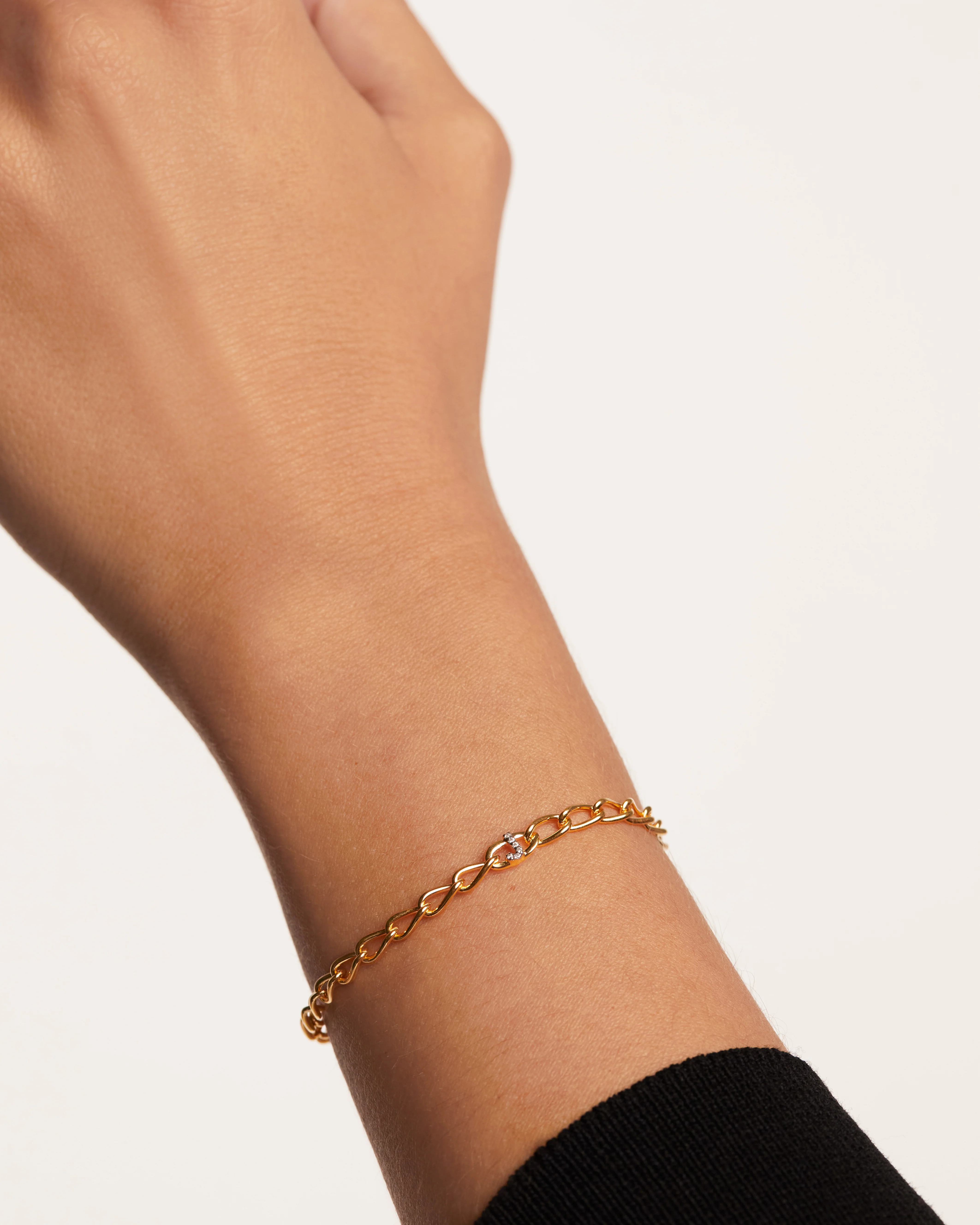 LETTER J BRACELET - Image 3