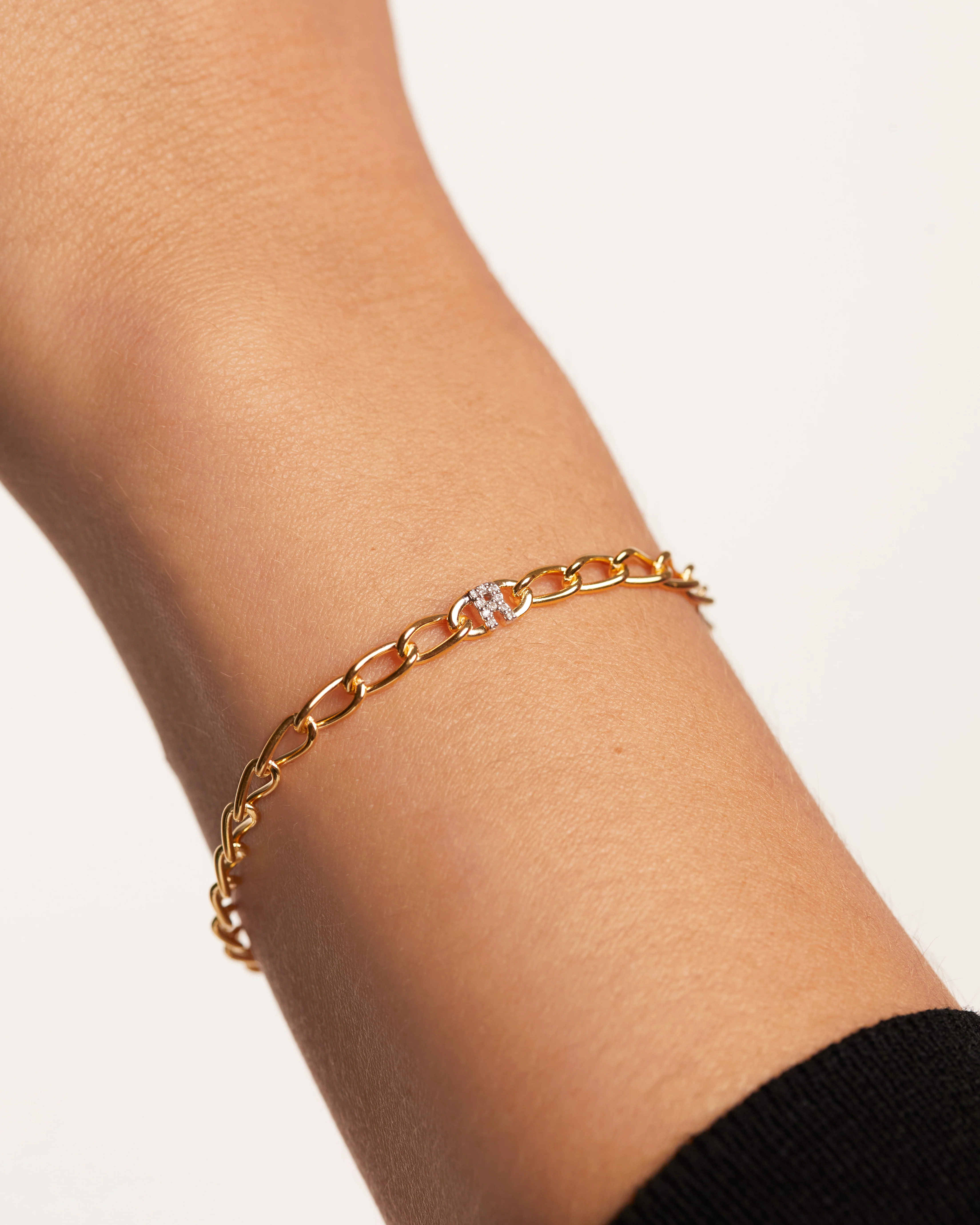 LETTER R BRACELET - Image 2