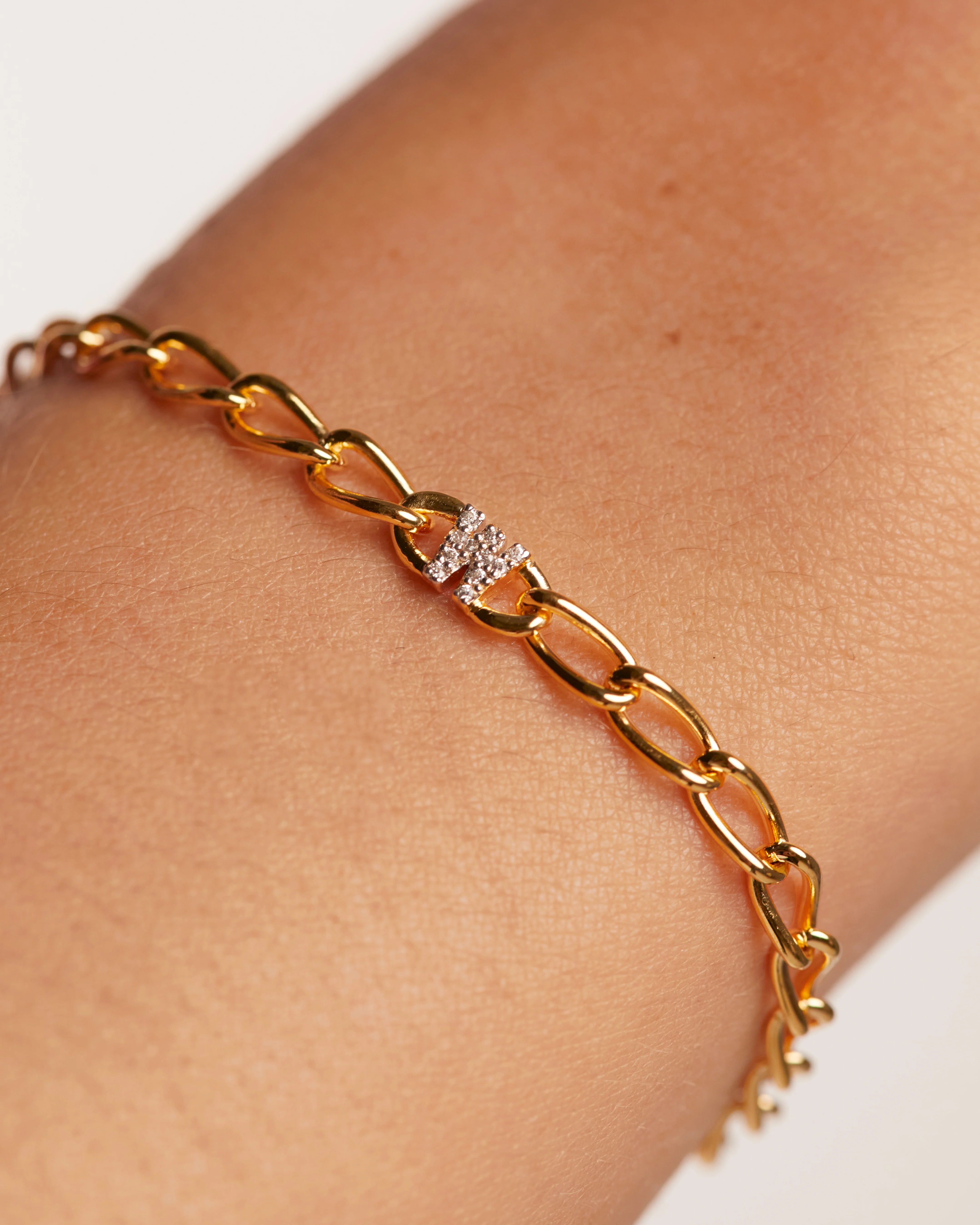 LETTER W BRACELET - Image 2