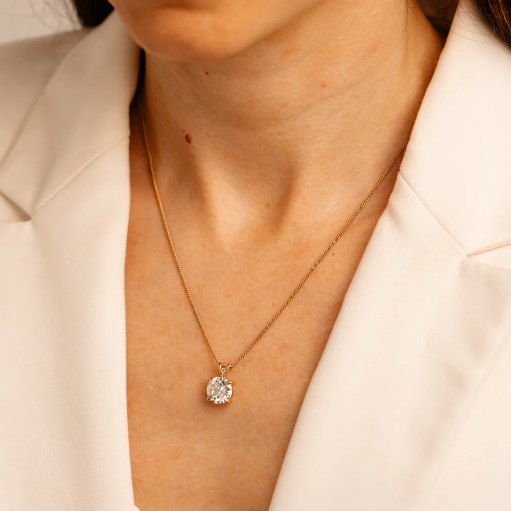 Luminesce Lab Grown 3 Carat Diamond Solitaire Pendant in 9ct Yellow Gold - Image 4
