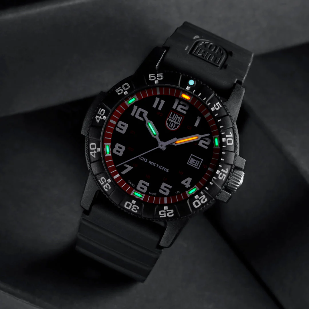 Leatherback Sea Turtle Men's Watch - Image 9