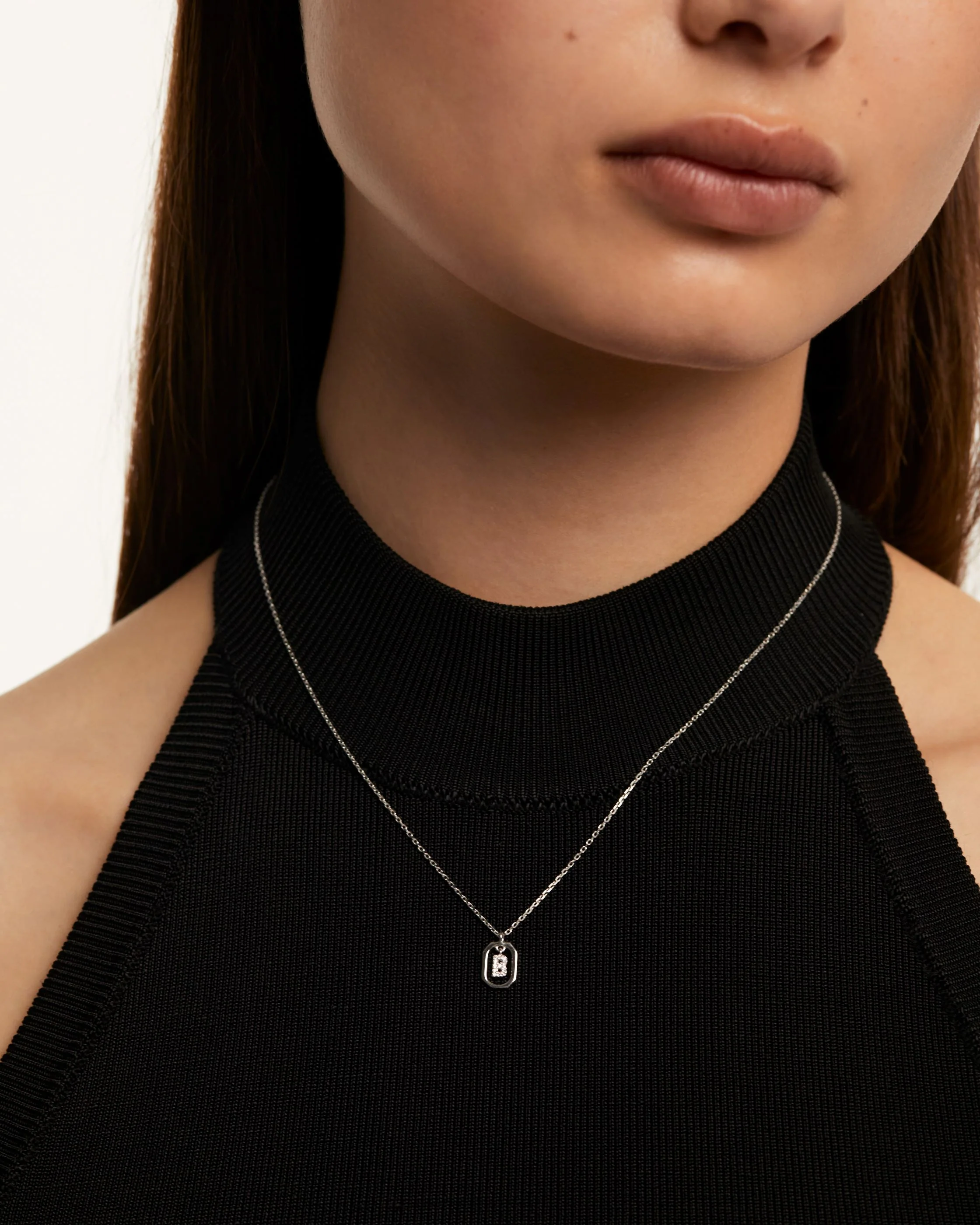 MINI LETTER B SILVER NECKLACE - Image 2