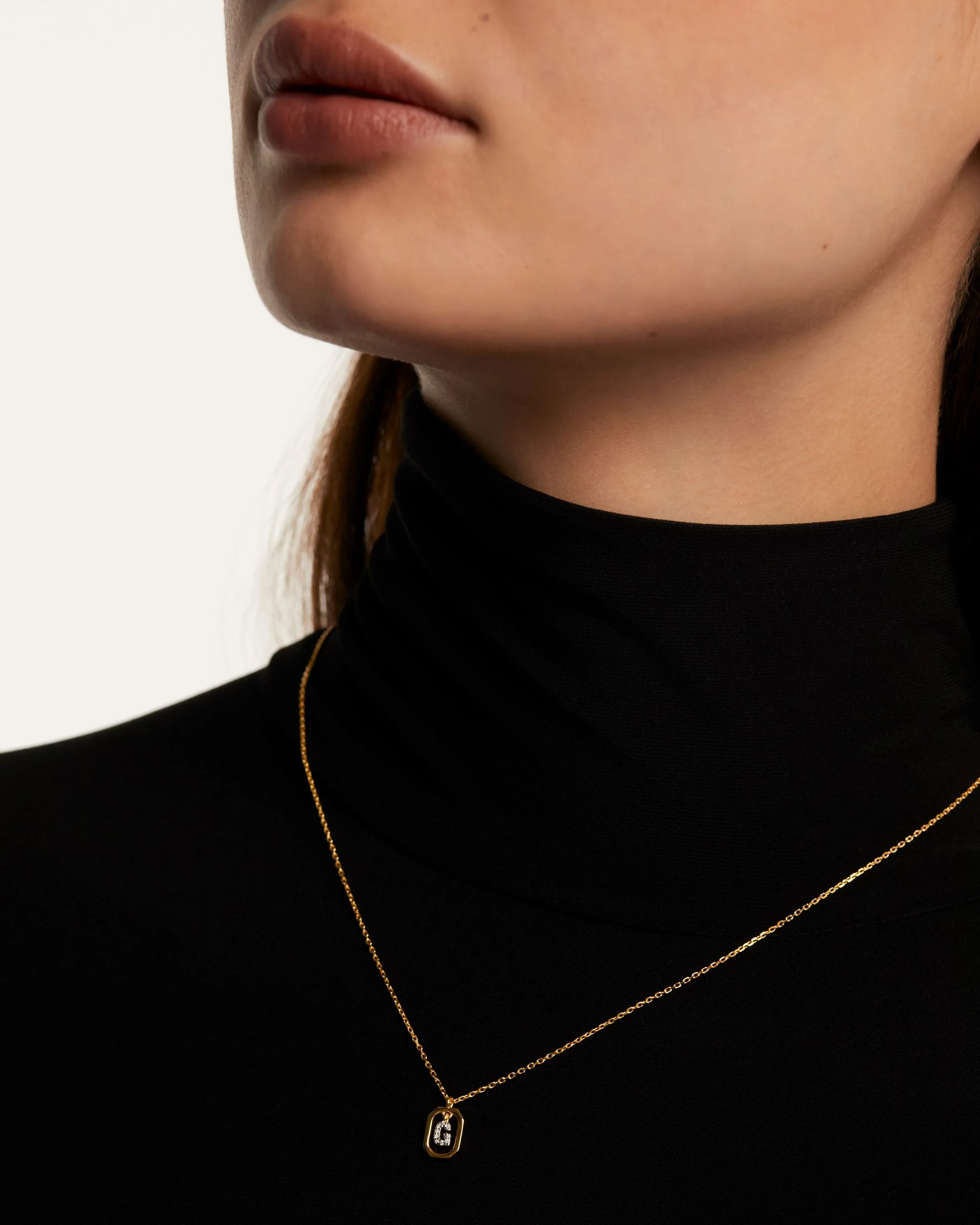 MINI LETTER G GOLD NECKLACE - Image 2