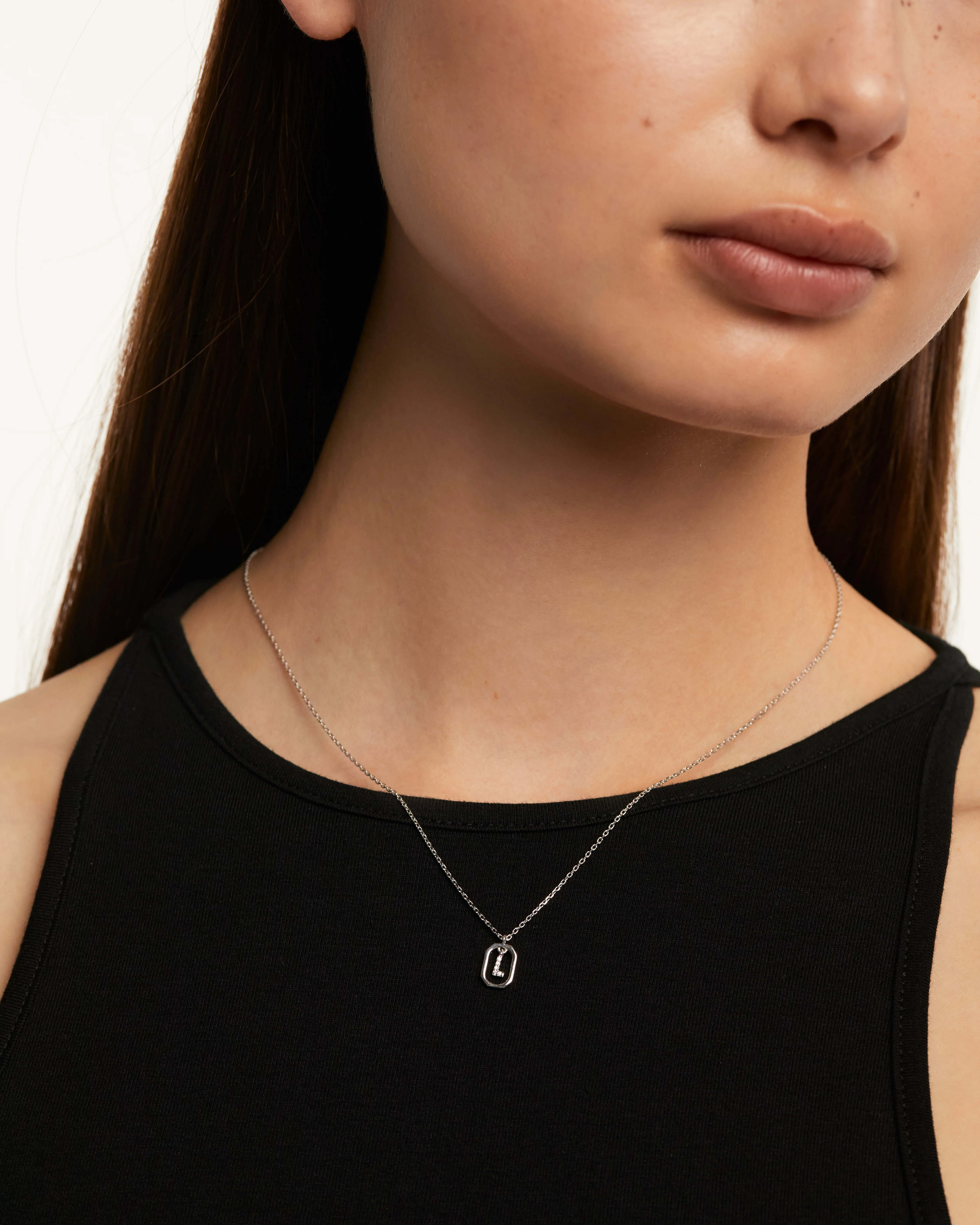 MINI LETTER L SILVER NECKLACE - Image 2