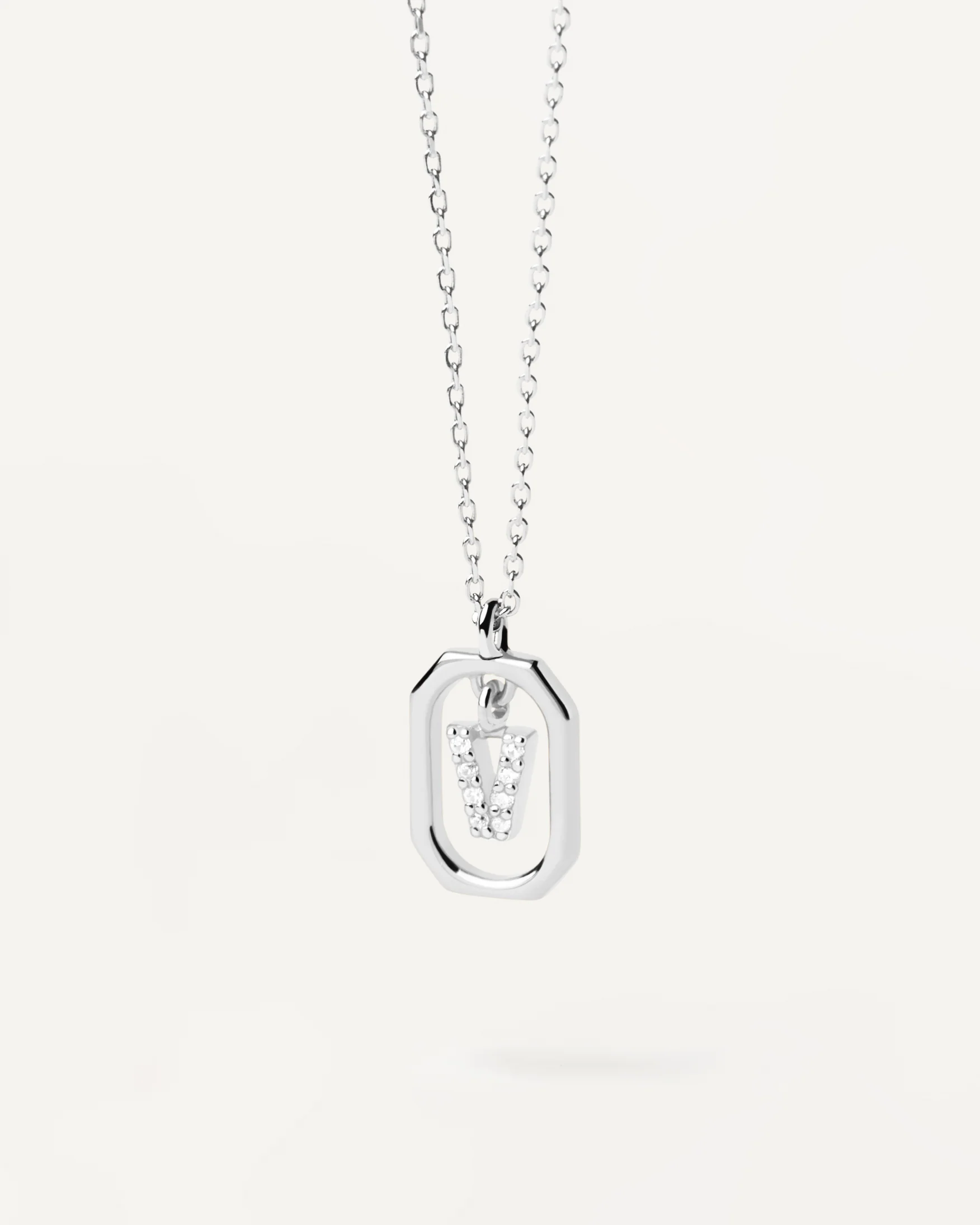 MINI LETTER V SILVER NECKLACE