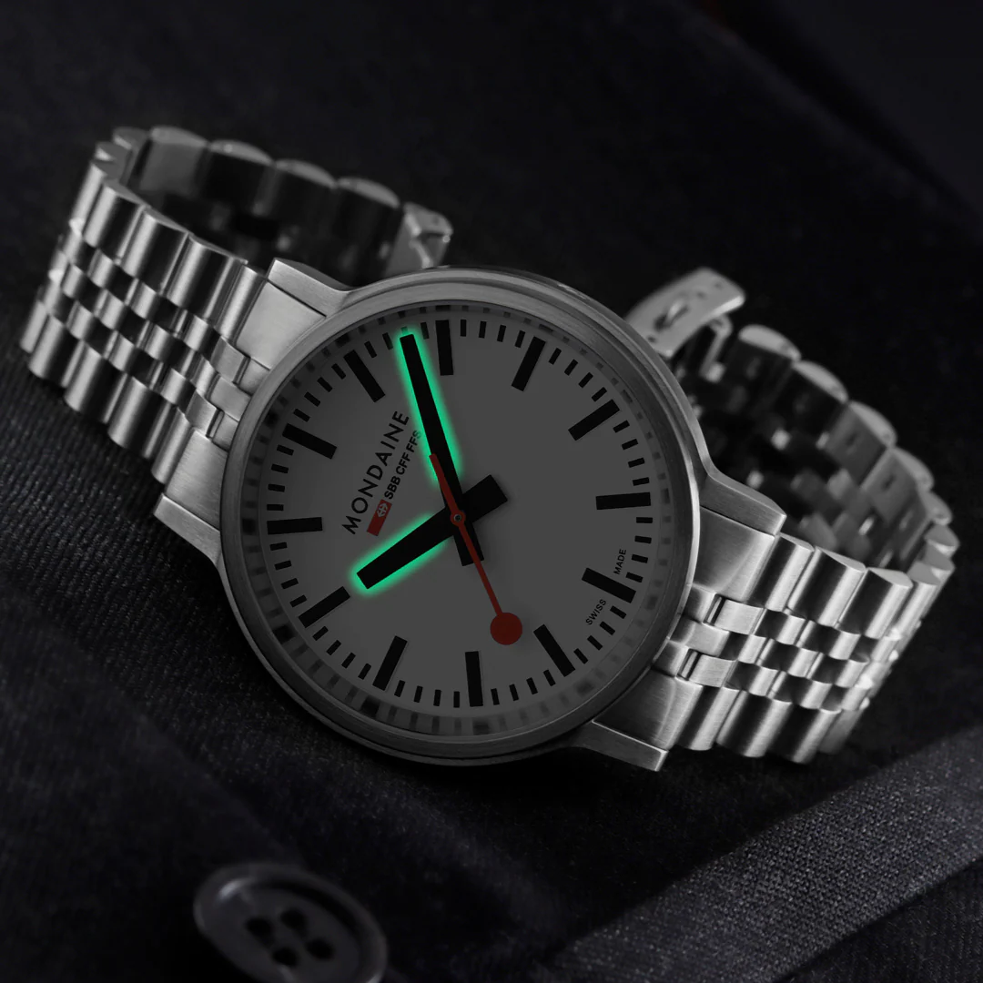 Mondaine Official Swiss Railways Stop2Go Automatic BackLight 41mm Watch - Image 8