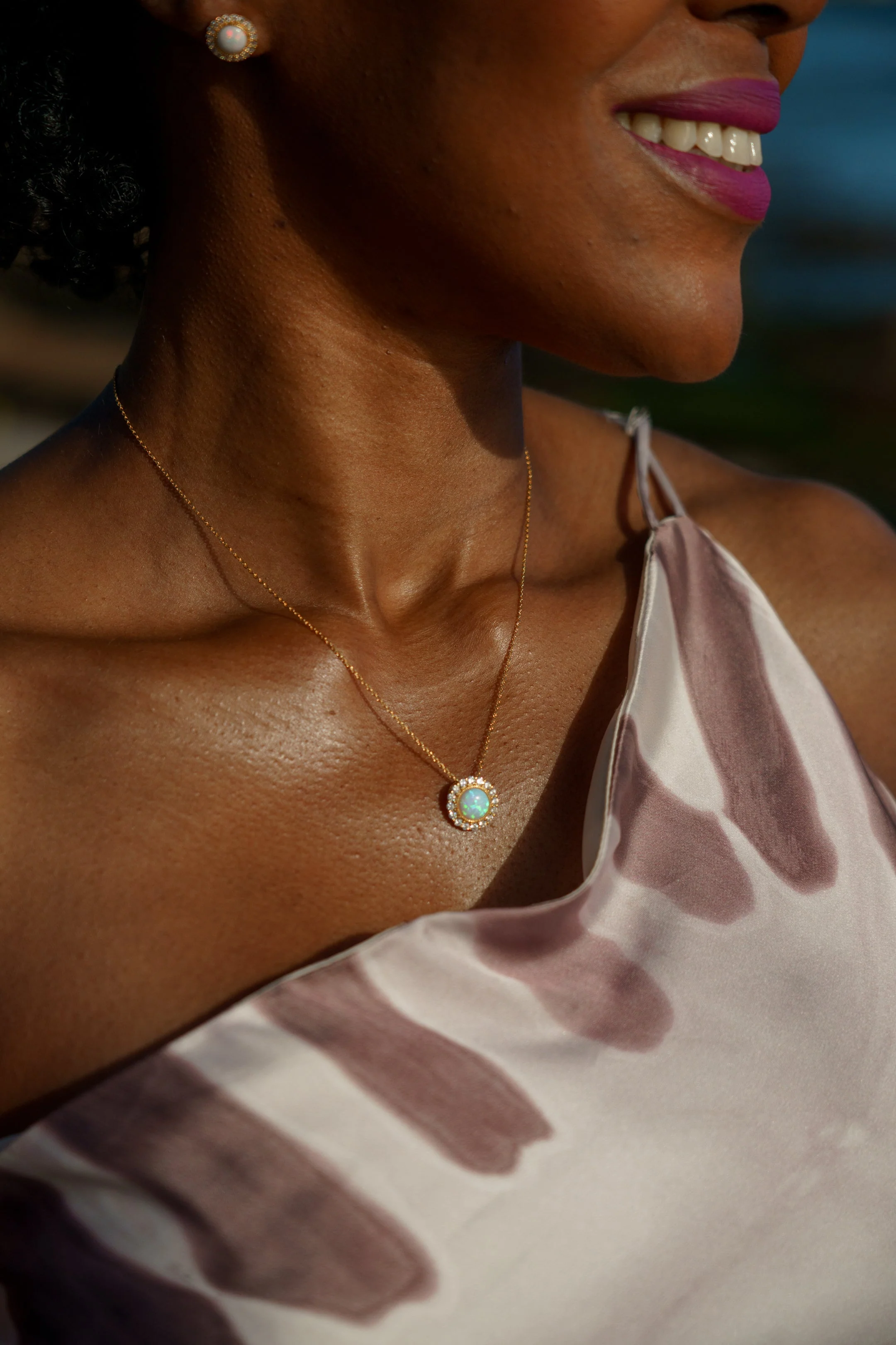 OPAL GLOW MARRINAWI WHITE CREATED OPAL PENDANT GOLD - Image 2