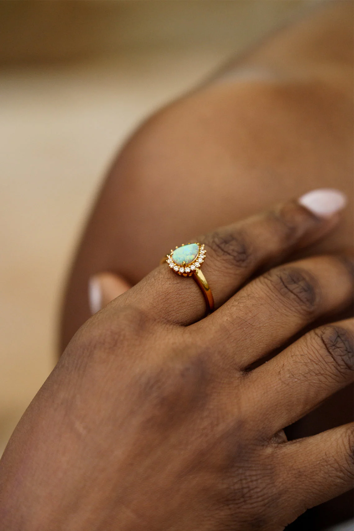 OPAL GLOW ROZELLE WHITE CREATED OPAL RING GOLD - Image 5
