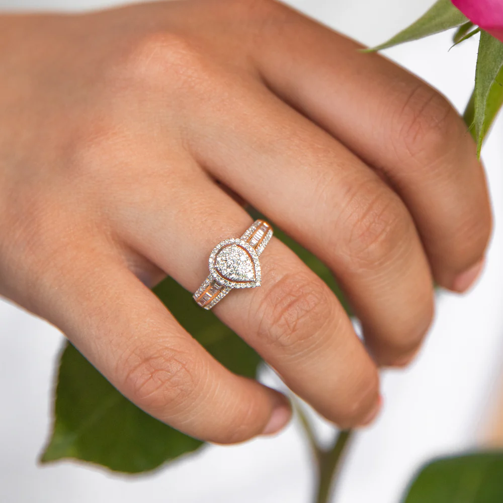 Pear Illusion Set Diamond Ring in 9ct Yellow Gold - Image 6