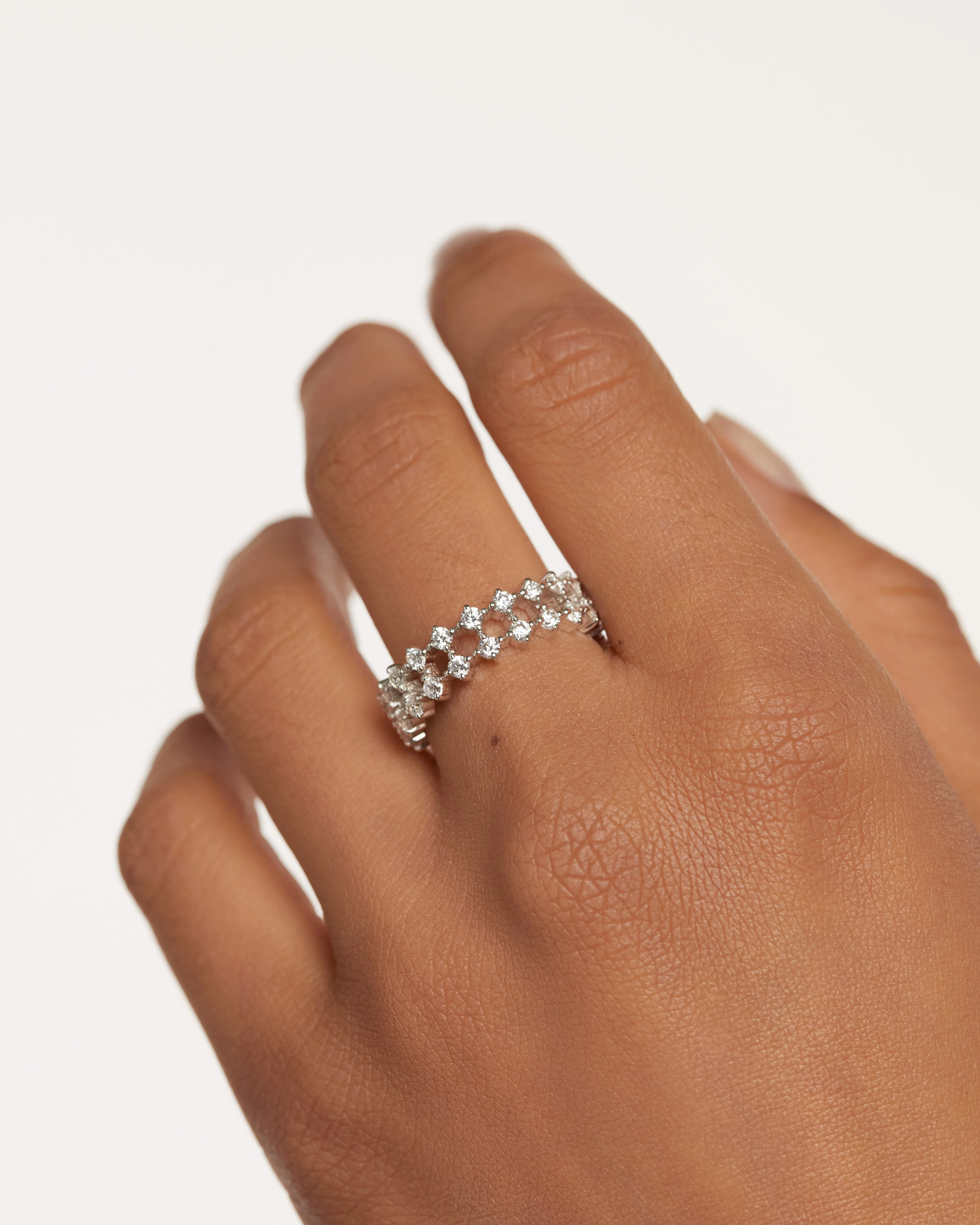 Slim Dumbo Silver Ring Size 18 - Image 2