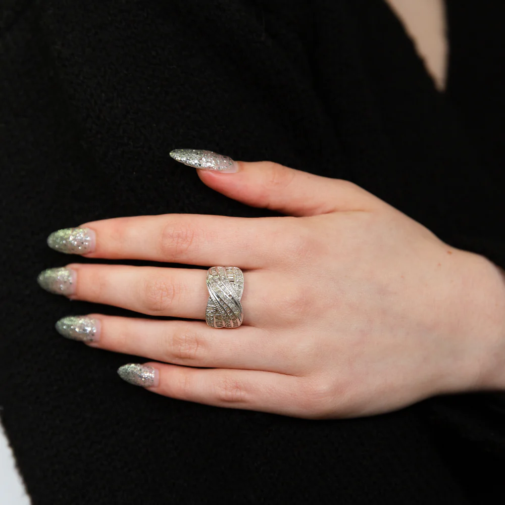 Sterling Silver 1.5 Carat Diamond Ring with Round Brilliant Cut Diamonds - Image 2