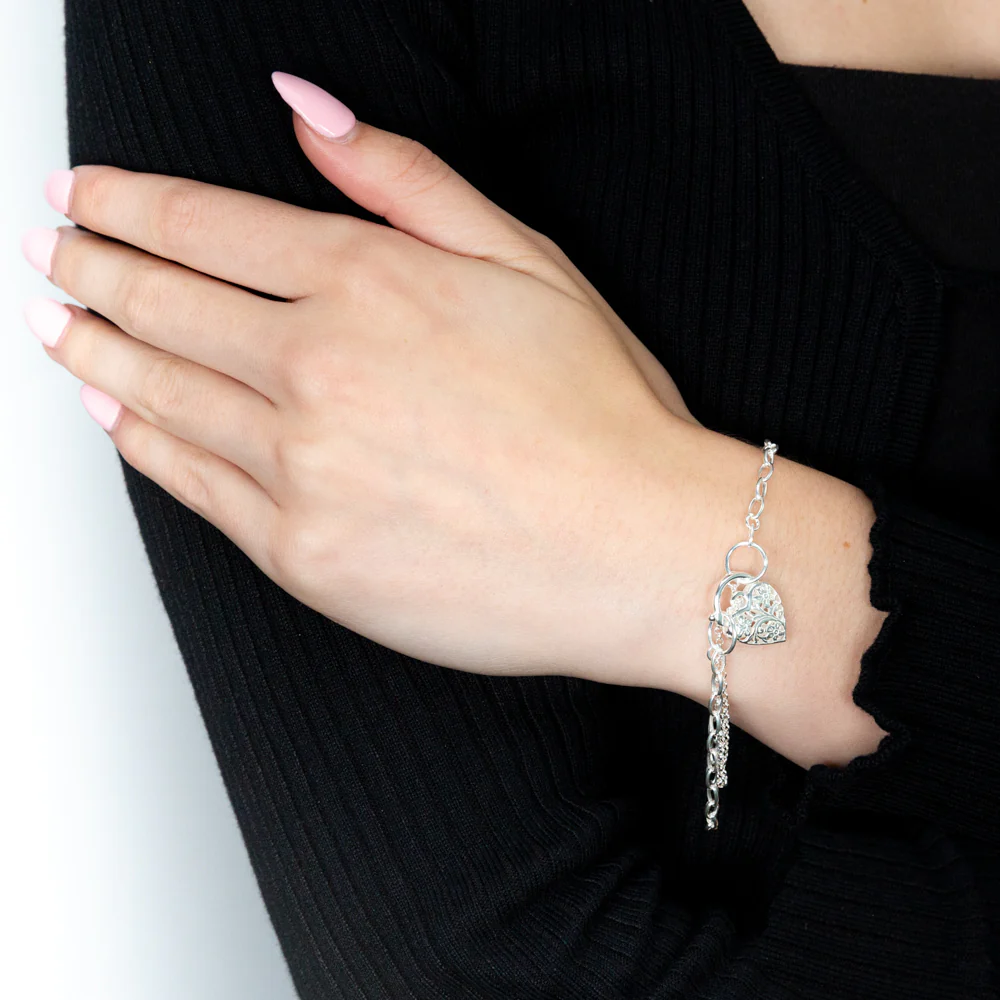 Sterling Silver 19cm Filigree Heart Belcher Padlock Bracelet - Image 4