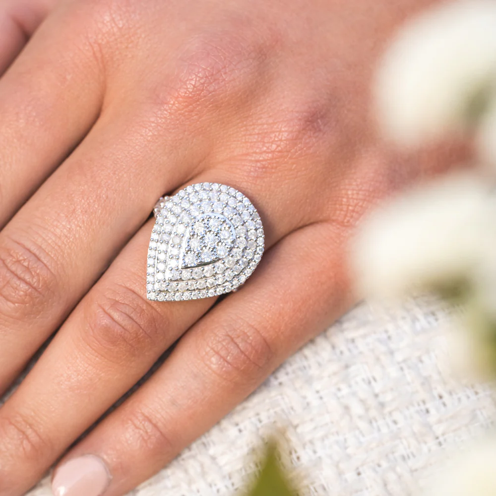 Sterling Silver and 9ct Yellow Gold 3 Carat Diamond Pear Shaped Cluster Ring - Image 2