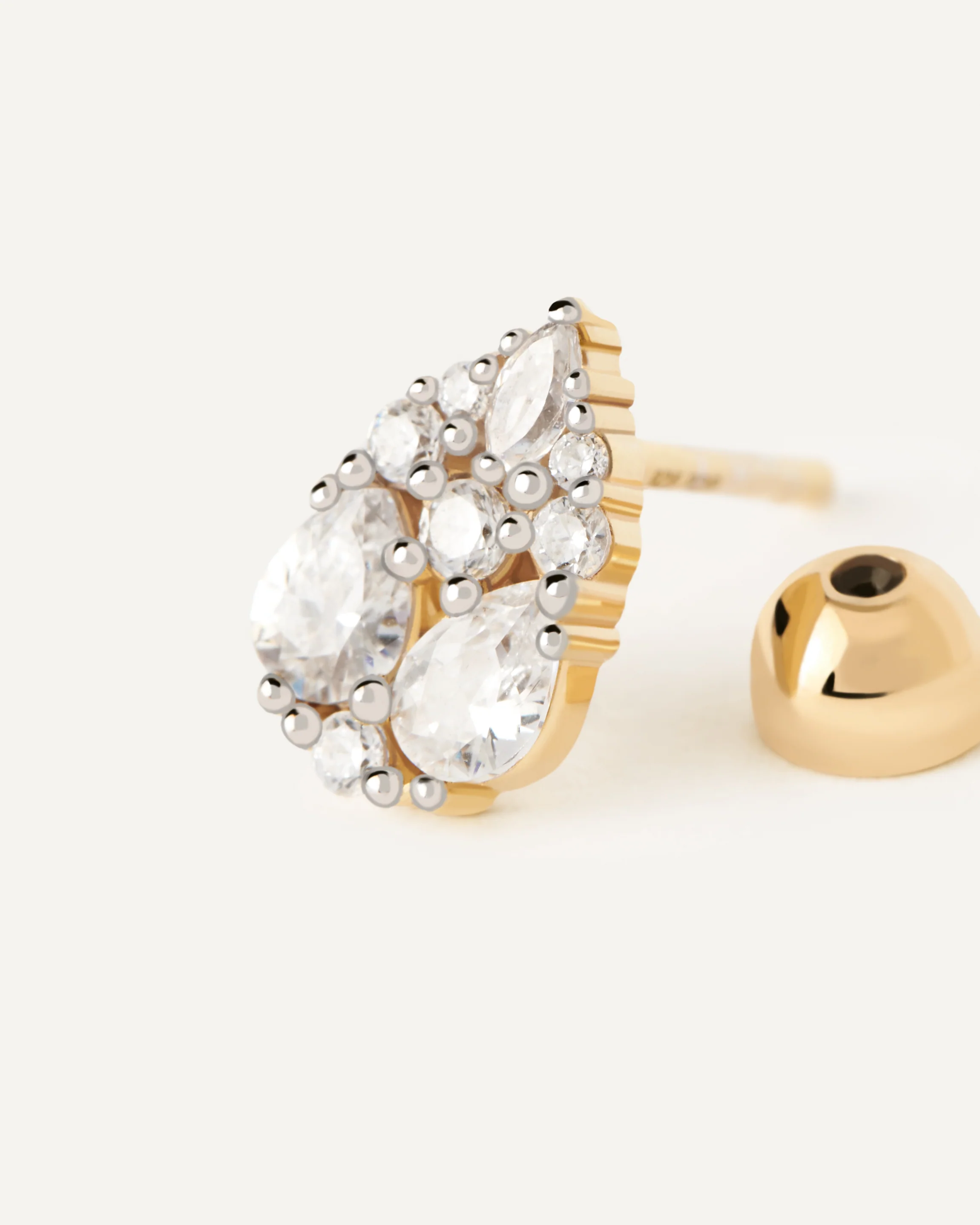 Vanilla Single Earring - Image 3