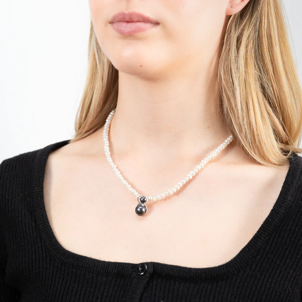 White Freshwater Pearl Necklace - Image 2
